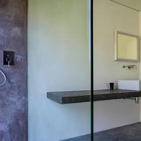 Βίλα Sleeps 8 Pool Air Con Wifi *